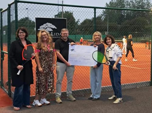 Maria Moulton, Sarah Le Cumbre, Rosemary Thorpe and Arleta Wyrzykowska with Chris Ball for the Lidan sponsorship presentation